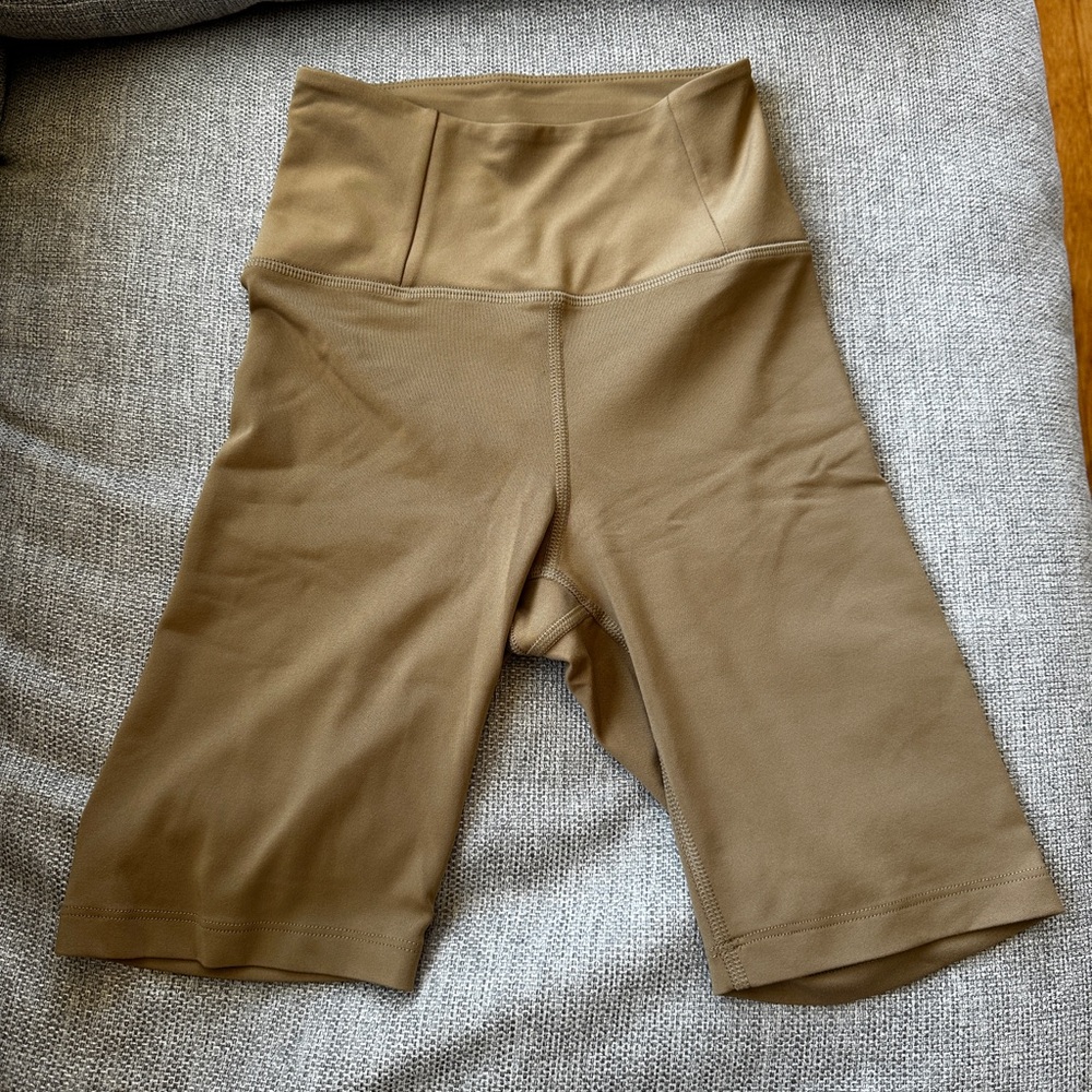 Girlfriend Collective FLOAT Bike Shorts in XS